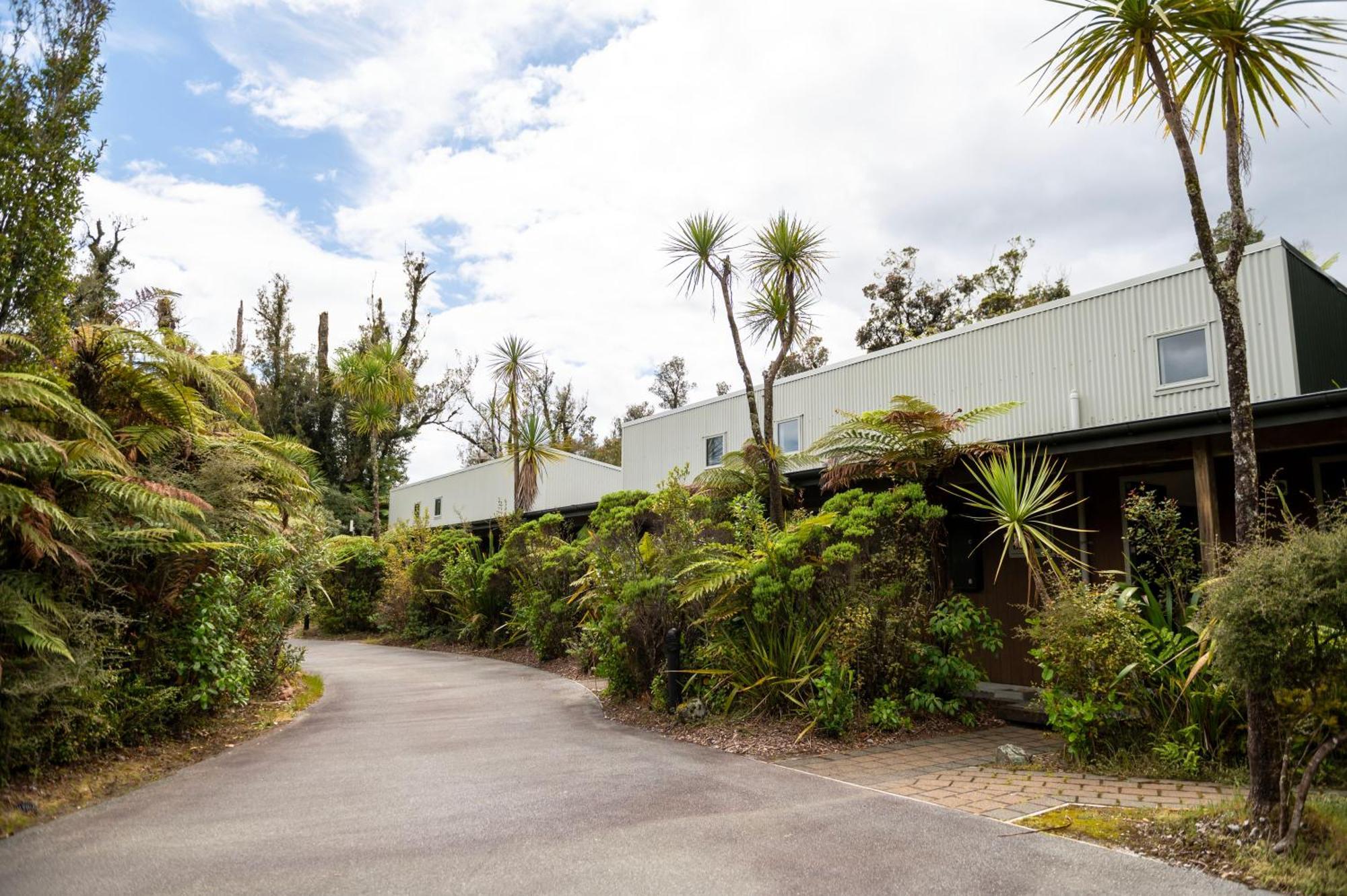 Motel Punga Grove Franz Josef Exterior foto